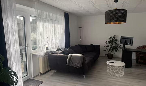 Central apartment in a green location with fitness equipment (Linz Süd - Ebelsberg)