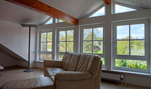 5.8% yield - 1.5-room attic studio in LIF-OT available