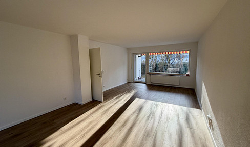 High-quality renovated terraced house with garden & garage - commission-free!