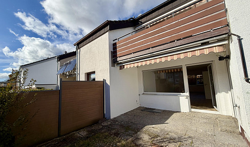 Refurbished terraced house with garden & garage - commission-free!