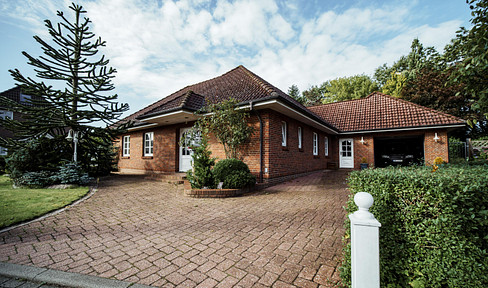 Very well maintained modern detached house