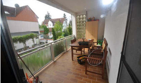 Practical 3-4 and 7-room apartments with balcony in Schöneck Büdesheim