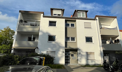 Stylishly renovated 3-room apartment with 2 balconies, parking space & garden use