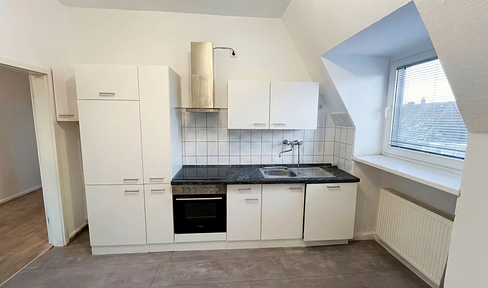 Freshly renovated 2-room apartment with EBK & modern bathroom in Witten-Annen