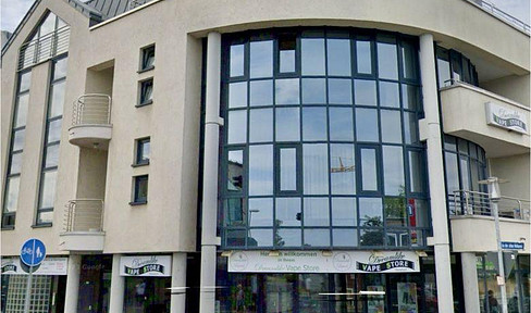 Penthouse with spacious roof terrace - 2 rooms, EBK, garage parking space and elevator