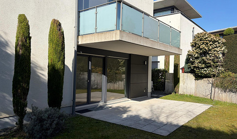 Exklusive 3,5 Zimmer-WHG in 2-Familienhaus mit Garten, Garage und Blick in die Rheinebene
