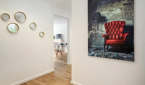 Newly renovated 4-room apartment