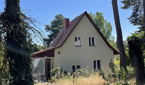 Detached house on the Rahnsdorf nature reserve, commission-free