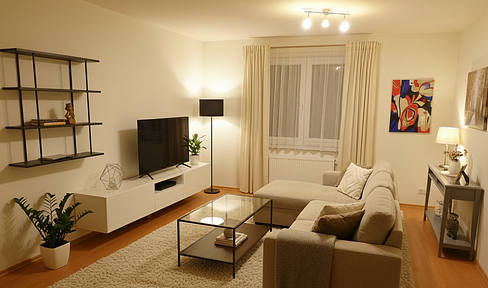 TOP OPPORTUNITY: Well-kept 2-room apartment + balcony + garage *commission-free*