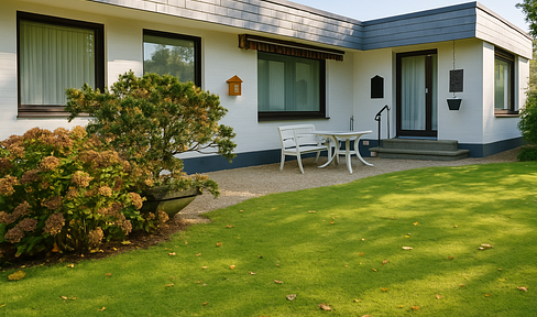 Detached bungalow in a top location directly on the park - Cologne-Alt-Seeberg on Fühlinger See