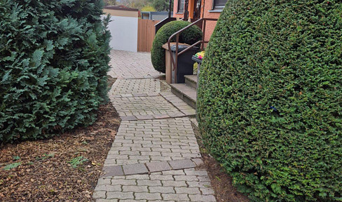 Rent mid-terrace house Neustadt Aisch top location