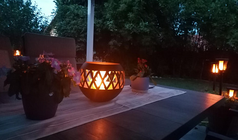 ETW mit grossen Garten und Pool-wie im eig. Haus