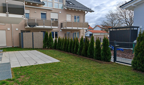 Sunny garden apartment