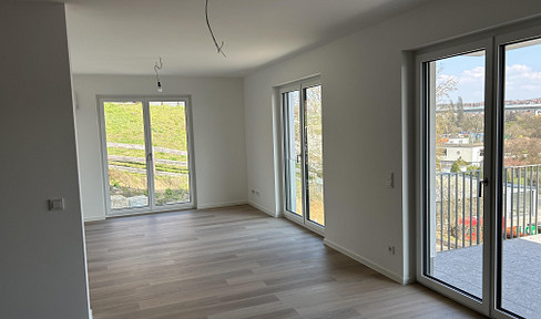 Erstbezug: Premium Neubauwohnung A+ mit Aufzug, EBK Balkon & Festungsblick in Zell