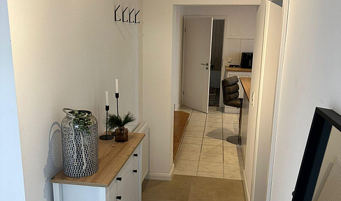 First floor apartment in 2 party house