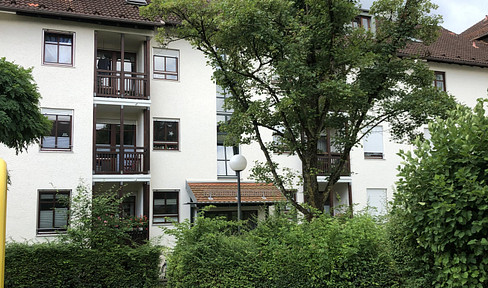 Bright 2-room roof terrace apartment in Unterschleißheim, secluded! distant view!