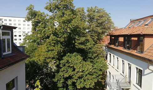 5-room apartment, with balcony and EBK in Zentrum Süd for rent