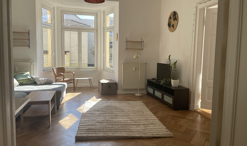 Furnished 3 room dream apartment in prestigious old building for rent