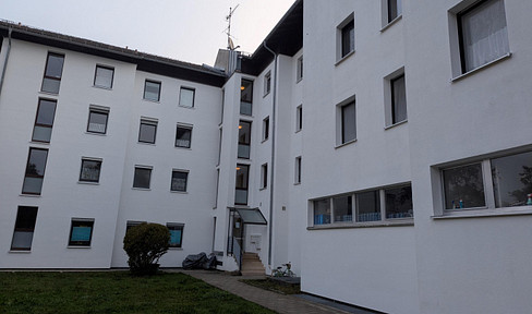 Spacious 3-room apartment in Wolfratshausen-Waldram, commission-free