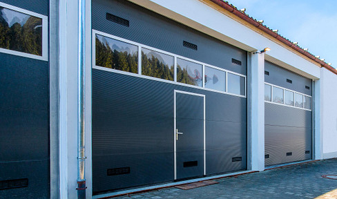 Hall / garage 100 m² in Rain - ideal for classic cars & motorhomes