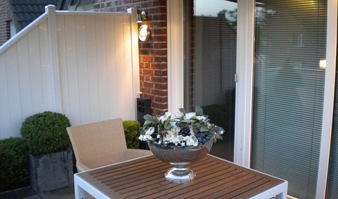 Luxurious 4-room apartment Korschenbroich near city center directly at the park commission-free