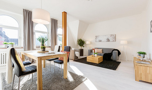 Charming 3-room apartment with a kitchen in Duisburg-Laar.