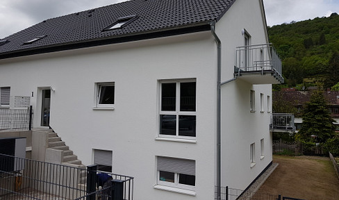 ****For Rent****: 1.5-room apartment with a beautiful fitted kitchen and parking space.