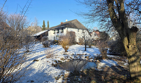 Großzügiges Einfamilienhaus mit schönem Garten – Kauf Provisionsfrei