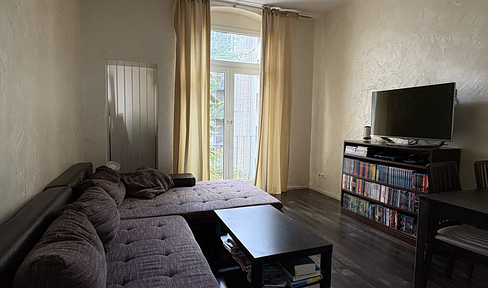 Modern apartment with fitted kitchen and French balcony - perfectly connected in Bilk