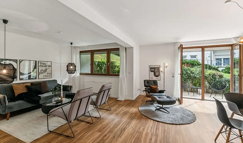 FREE OF COMMISSION! For investors or owner-occupiers. An apartment to fall in love with