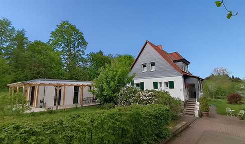 Charmantes Eigenheim mit exklusivem Modulhaus und effizienter Erdwärmeheizung