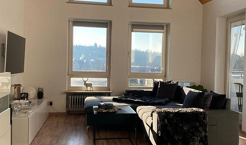 Beautiful 2-room maisonette apartment with fitted kitchen, balcony and underground parking space