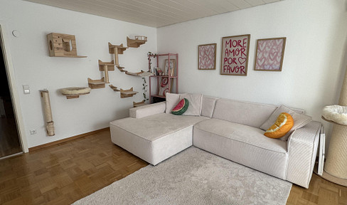 Attractive 2-room apartment with south-facing balcony, garage & garden in a good location in Weinsberg