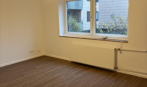 COMMISSION-FREE - COMPLETELY RENOVATED 1.5 ROOM APARTMENT AS A CAPITAL INVESTMENT