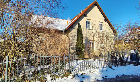 Familienfreundlich wohnen im Berliner Umland – Einfamilienhaus mit 6 Zimmern