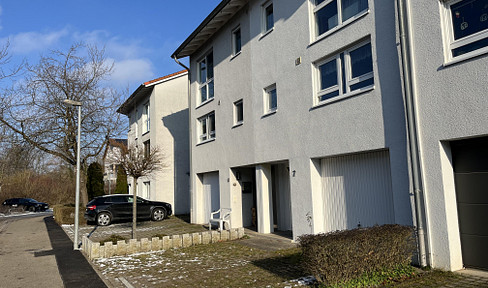 Free of commission! - Comfortable mid-terrace house in a very good location - Karlsruhe Oberreut