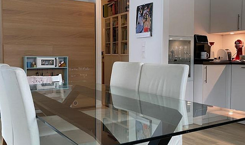 moderne Maisonettewohnung mit Südwest-Terrasse, Souterrain und Lichthof