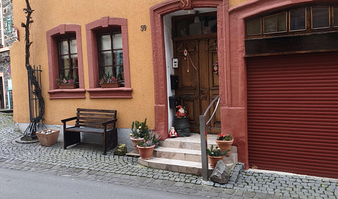 Residential building with 3 shared flats and roof terrace for 800€ per sqm A bargain!!!