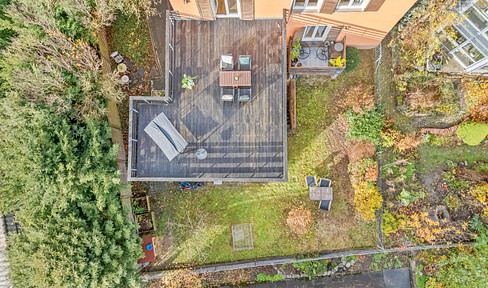 Commission-free & 50sqm roof terrace - Spacious & well-kept apartment - Incl. kitchen & garage