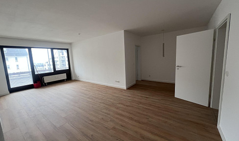 First occupancy! Refurbished 3-room apartment with south-facing balcony & underground parking space in Mainz-Hechtsheim