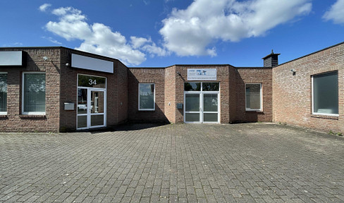 Brüggen center office space 180 m² + 95 m² basement | office | practice | store | PROVISION FREE