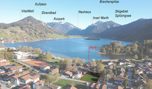 Land with lake view and building permit. Three-family house, no realtor fees.