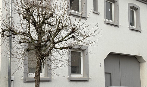 Kernsaniertes Haus in Schöner Lage