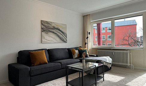 Möbliert: Renovierte, große 2-Zimmer Wohnung gegenüber Arcaden