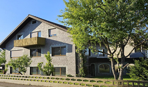 Spacious detached house with 11 rooms in Zuzenhausen (suitable for shared living!).