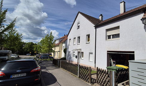 Einfamilienhaus mit Einliegerwohnung & Ausbaupotenzial – privat – Illingen