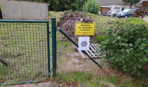 Building plot with permission for 741 sqm gross floor area, 8 units, for investors or developers - commission-free