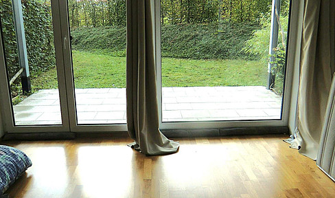 Sich auf Zuhause freuen - neue 2,5 Z-Whg EG mit Weitblick - gehobene Ausstattung