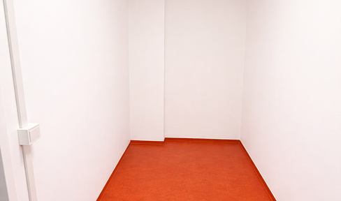 Büro/ Lager/ Atelierraum etc. 3,12 hoch + Lastenaufzug