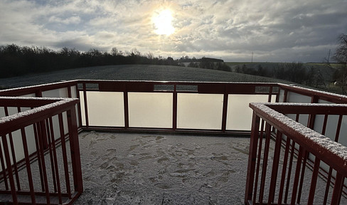 Top floor apartment with large balcony & view of the greenery - co-design possible